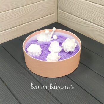 Шляпная коробка низкая Персик