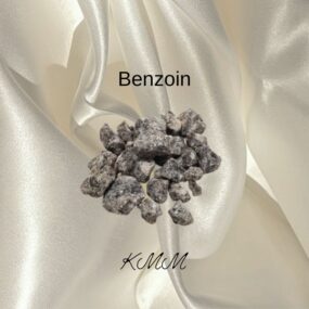 Бензоин (бензоиновая смола)