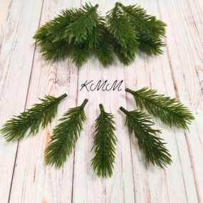 Добавка насадка Ветка ели Зеленая