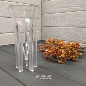 formapiramidaakr (1) Форма акриловая для свечей с зажимами Пирамида