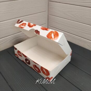 Коробка Кохаю