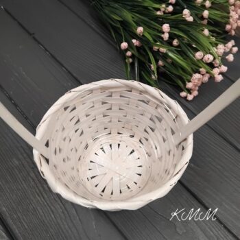 Корзина плетенная из лозы