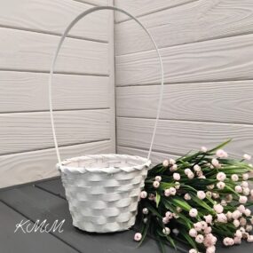 Корзина плетенная из лозы