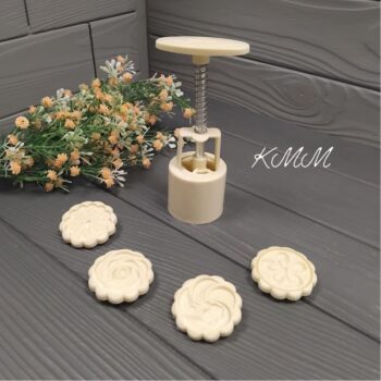 Плунжер кондитерський (прес+4 насадок 4,6см)